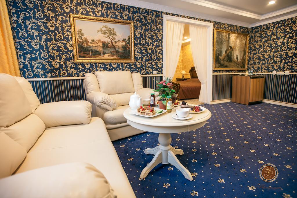 فندق فسيفولوجسكفي  Tradition الغرفة الصورة